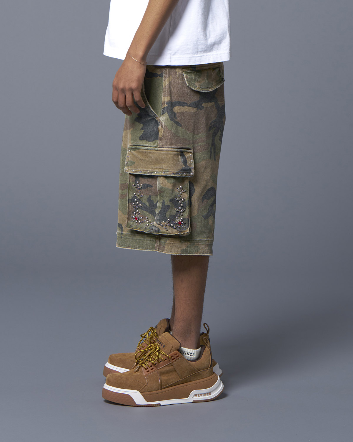 STUDDED MILITARY CARGO SHORTS - CAMO - 画像 (5)